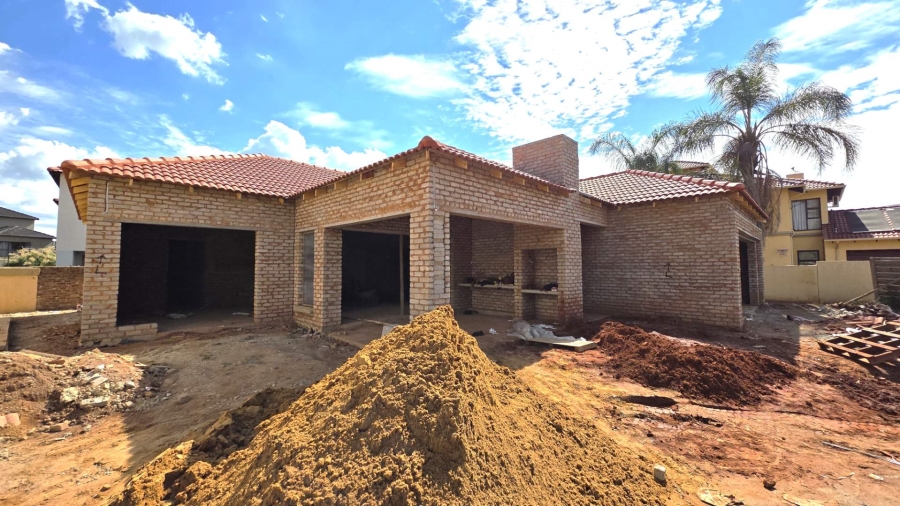 4 Bedroom Property for Sale in Melodie North West